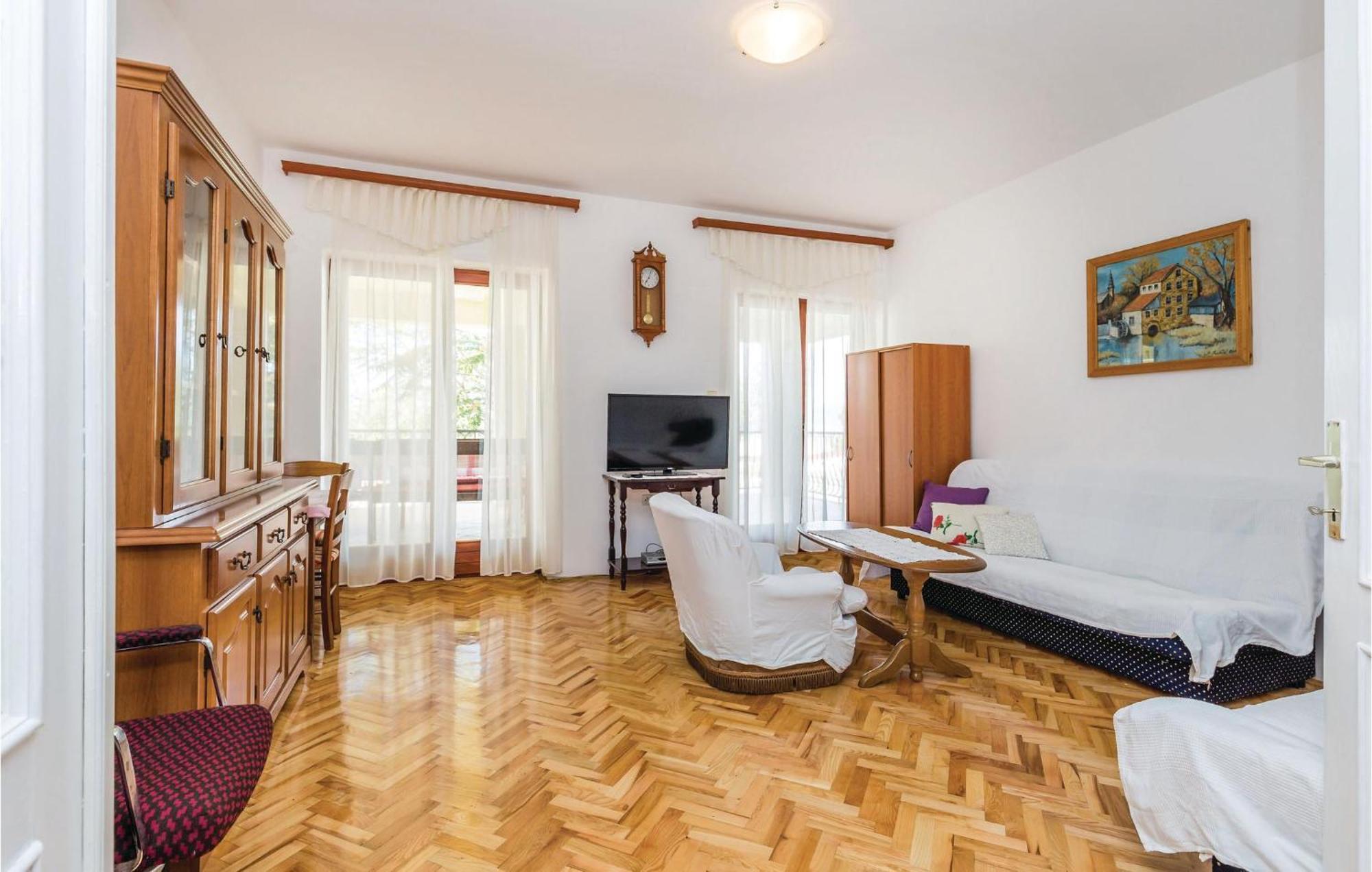2 Bedroom Stunning Apartment In Senj Senj  Zewnętrze zdjęcie